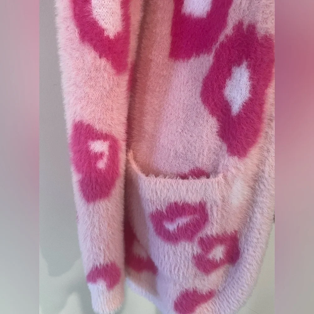 Crown & Ivy Kids Pink Leopard Cardigan, XL